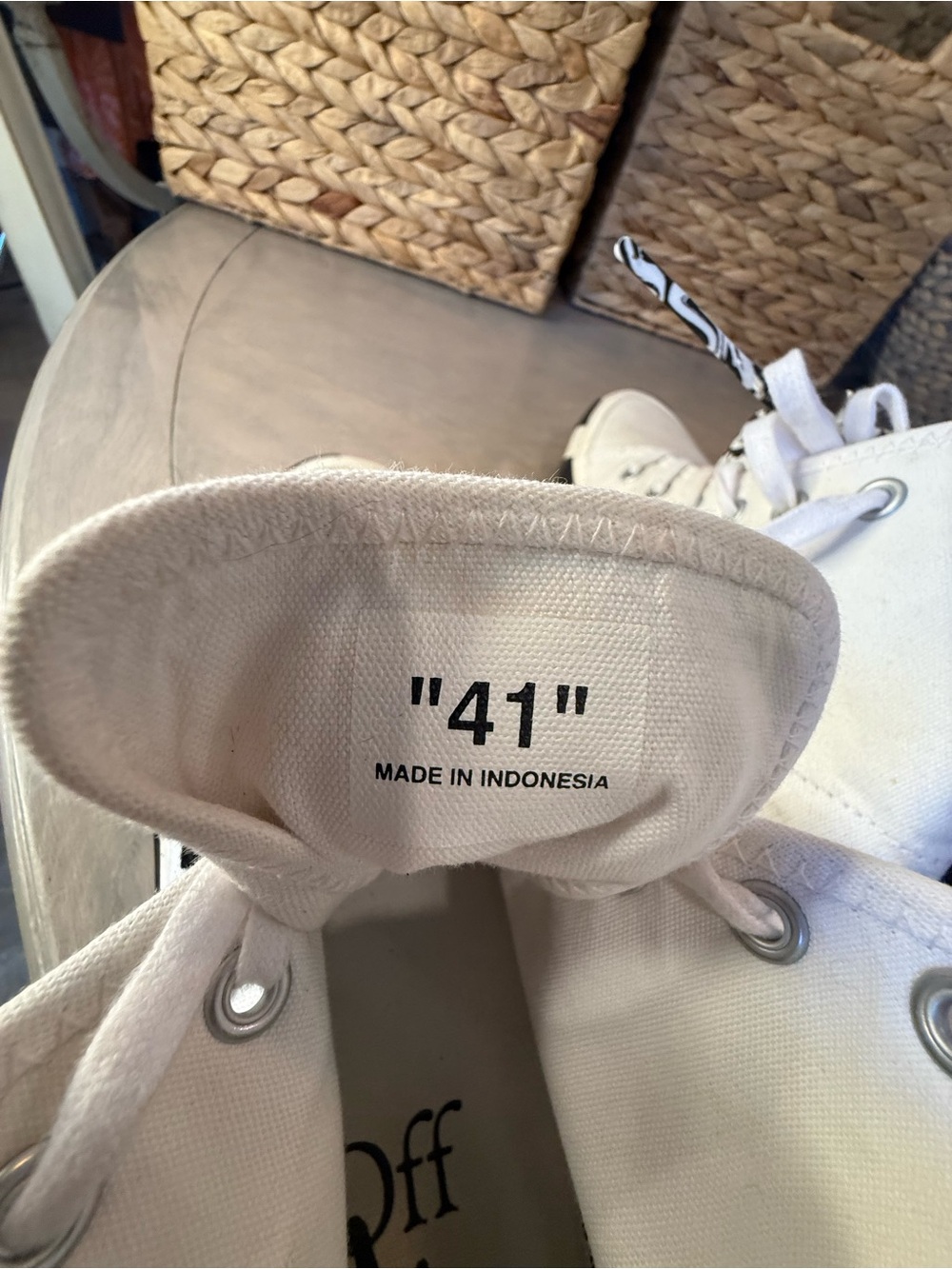 White High-Top Sneakers with Black Arrow Graphic - Picture 8 of 11